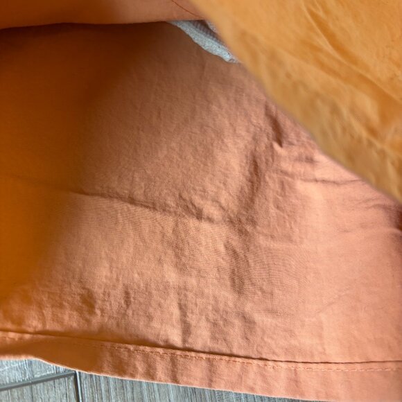 Patagonia Men's Baggies Shorts 5" Inseam in Light Orange size Small - Picture 2 of 4